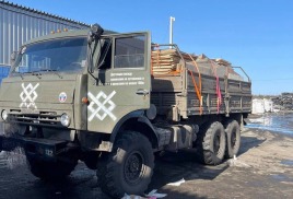 Александр Савин вместе с волонтёрами и жителями передал очередную партию гуманитарного груза на передовую